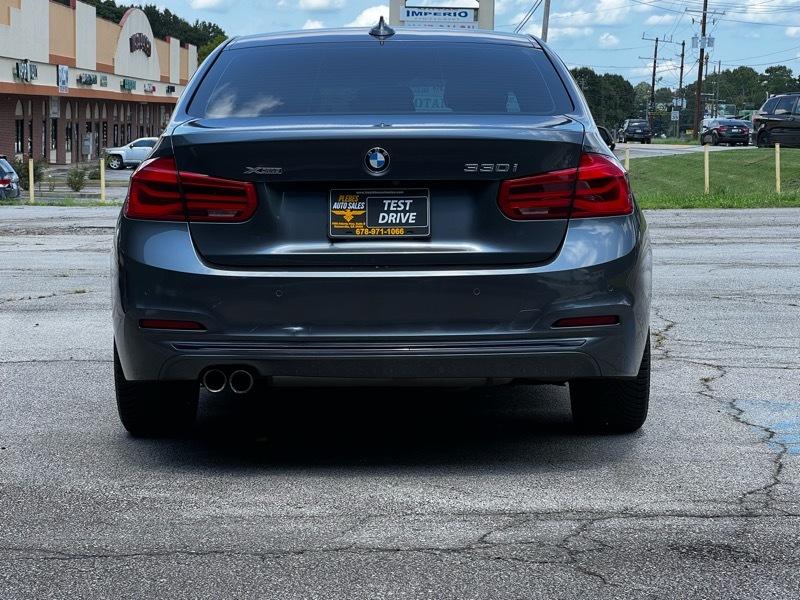 BMW 3-Series 330i xDrive SULEV Sedan 2017