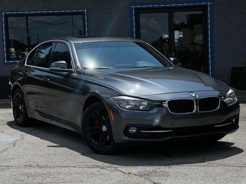 BMW 3-Series 330i xDrive SULEV Sedan 2017