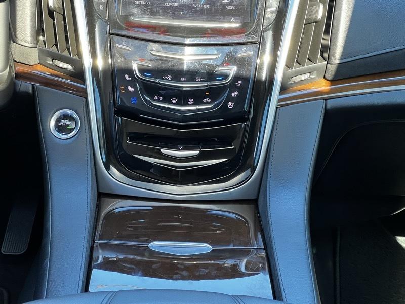 Cadillac Escalade ESV Luxury 4WD 2020