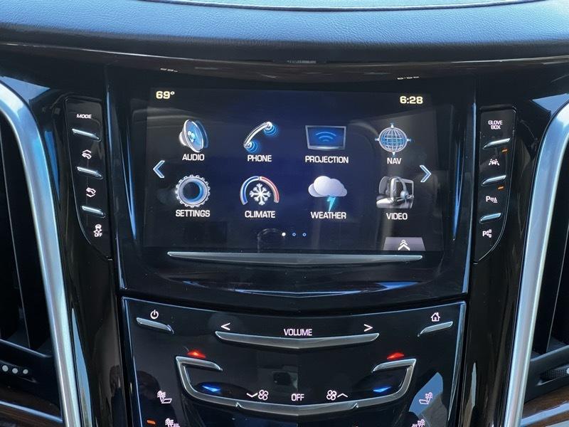 Cadillac Escalade ESV Luxury 4WD 2020