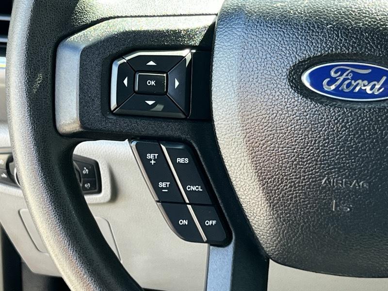 Ford F-150 XL SuperCab 6.5-ft. Bed 2WD 2015