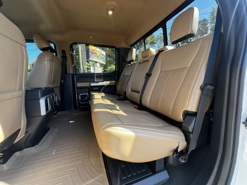Ford F-250 SD Lariat Crew Cab 4WD 2022