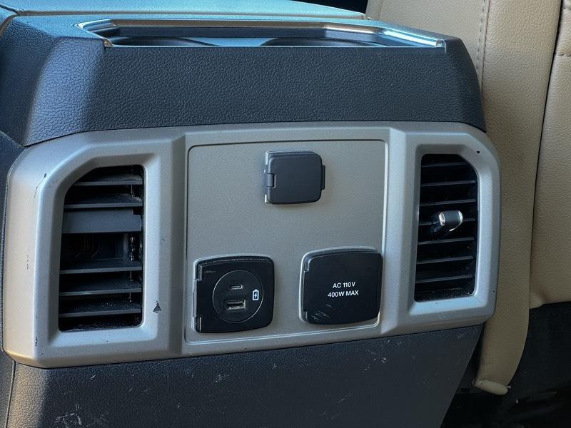 Ford F-250 SD Lariat Crew Cab 4WD 2022
