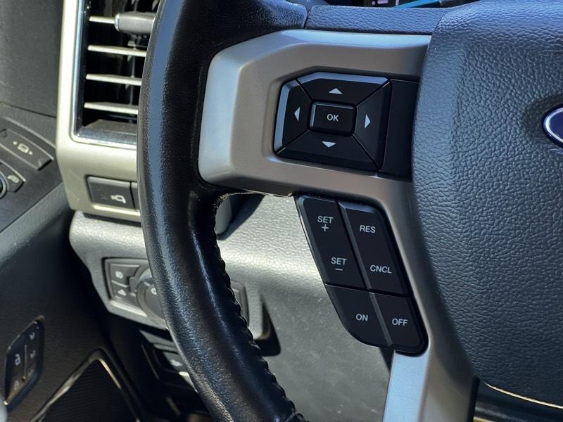 Ford F-250 SD Lariat Crew Cab 4WD 2022