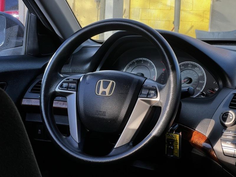 Honda Accord EX V6 sedan AT 2012