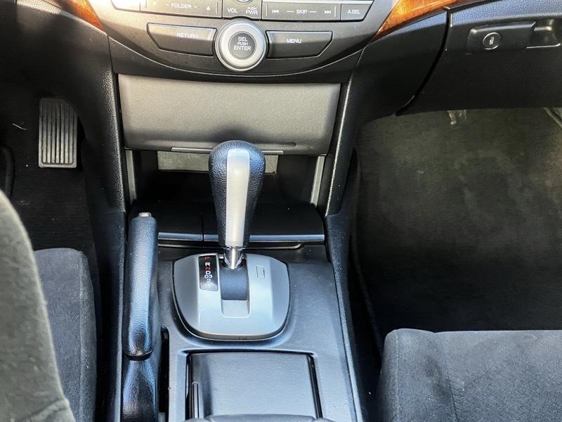 Honda Accord EX V6 sedan AT 2012