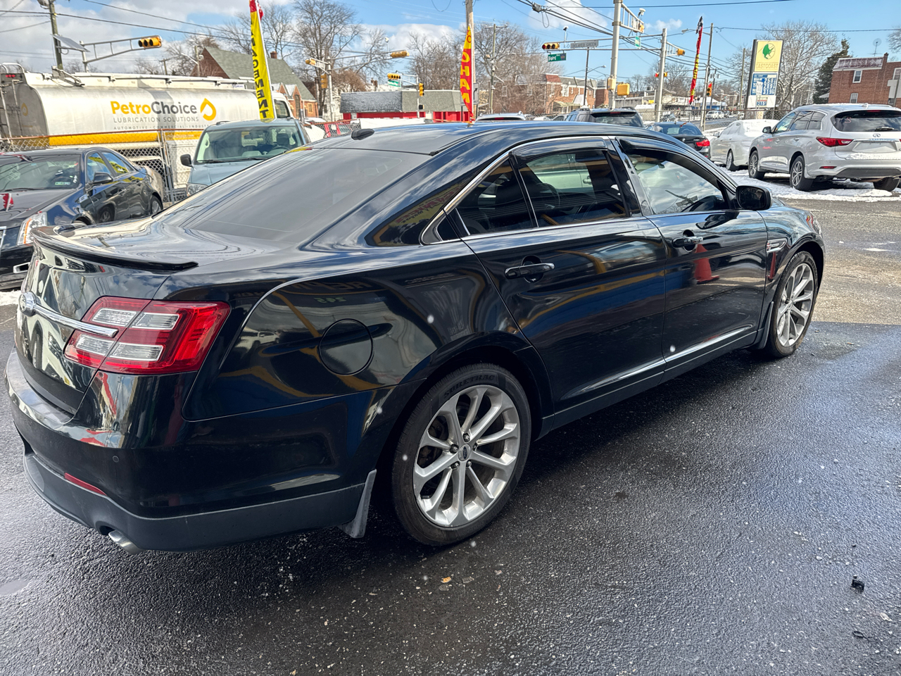 Ford Taurus Limited AWD 2015