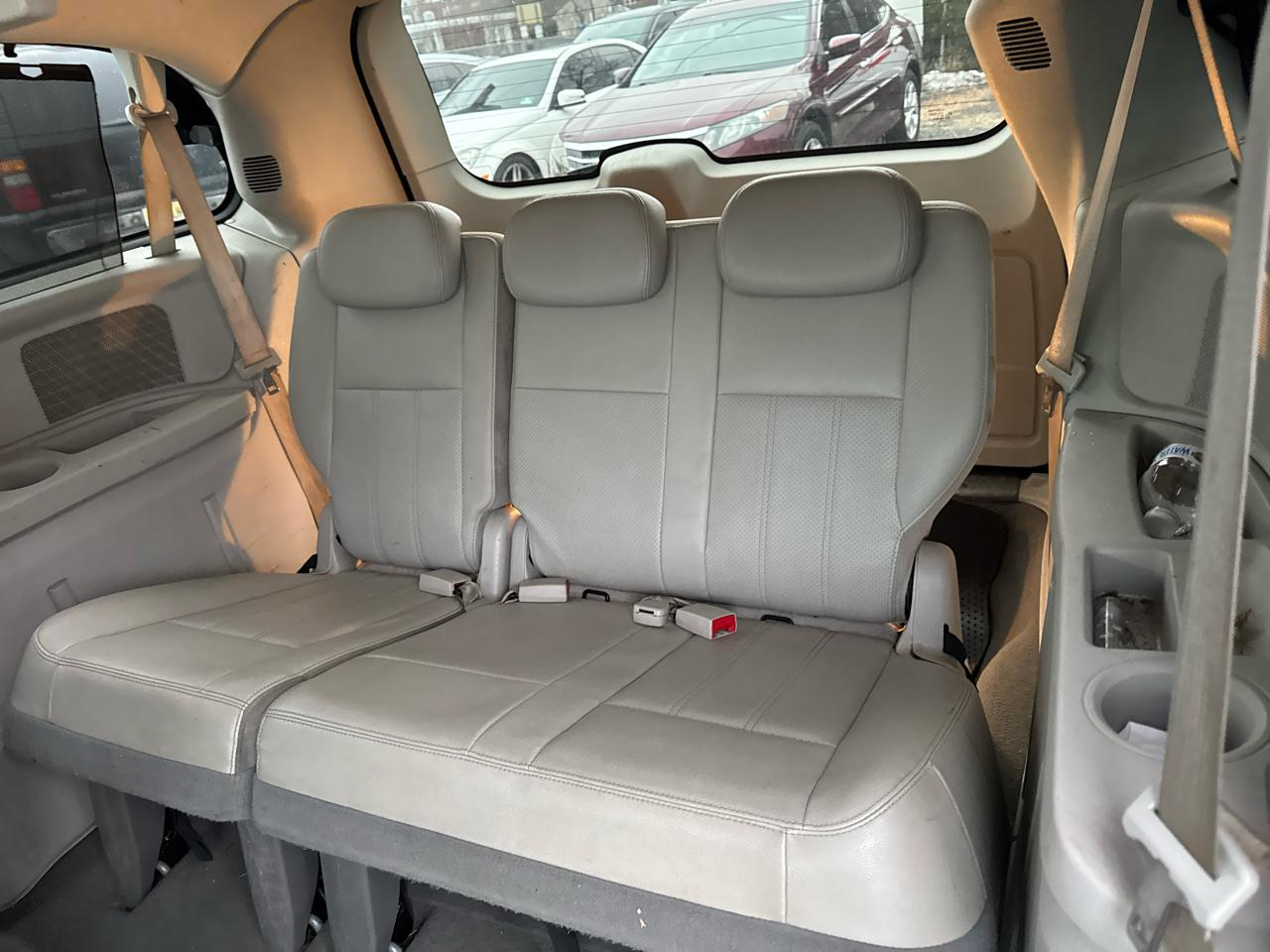 Chrysler Town & Country Touring 2009