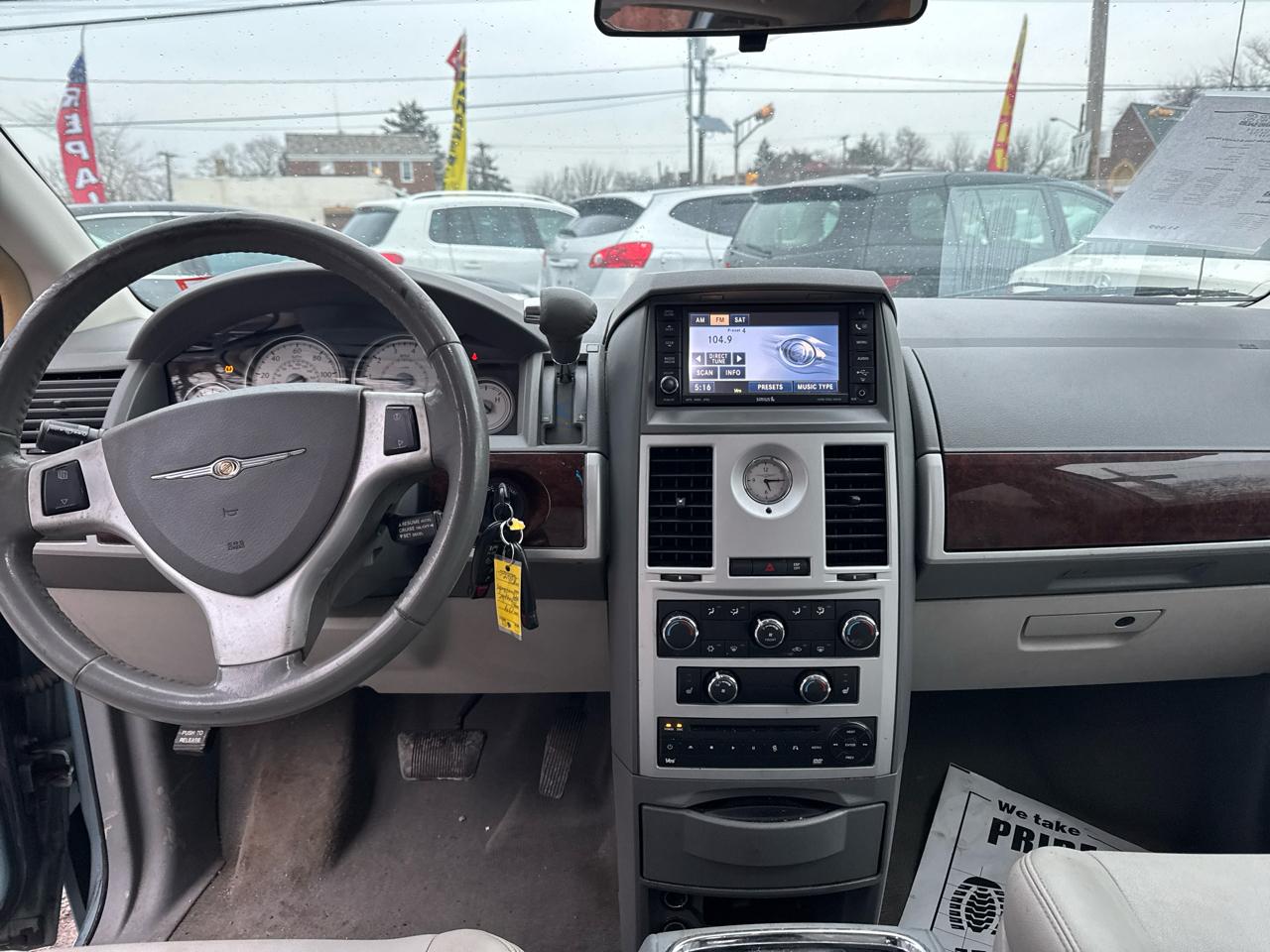 Chrysler Town & Country Touring 2009