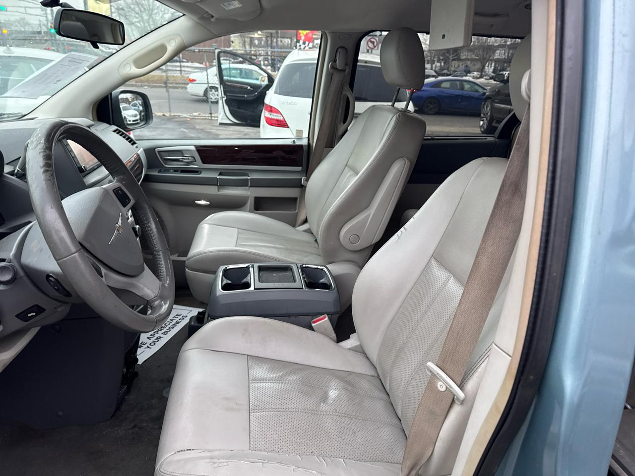 Chrysler Town & Country Touring 2009