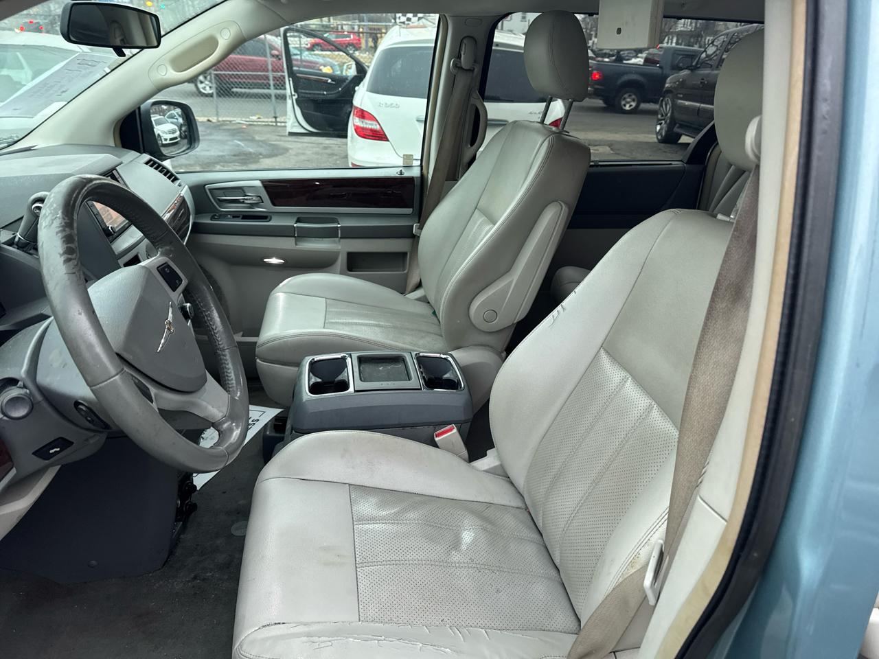 Chrysler Town & Country Touring 2009