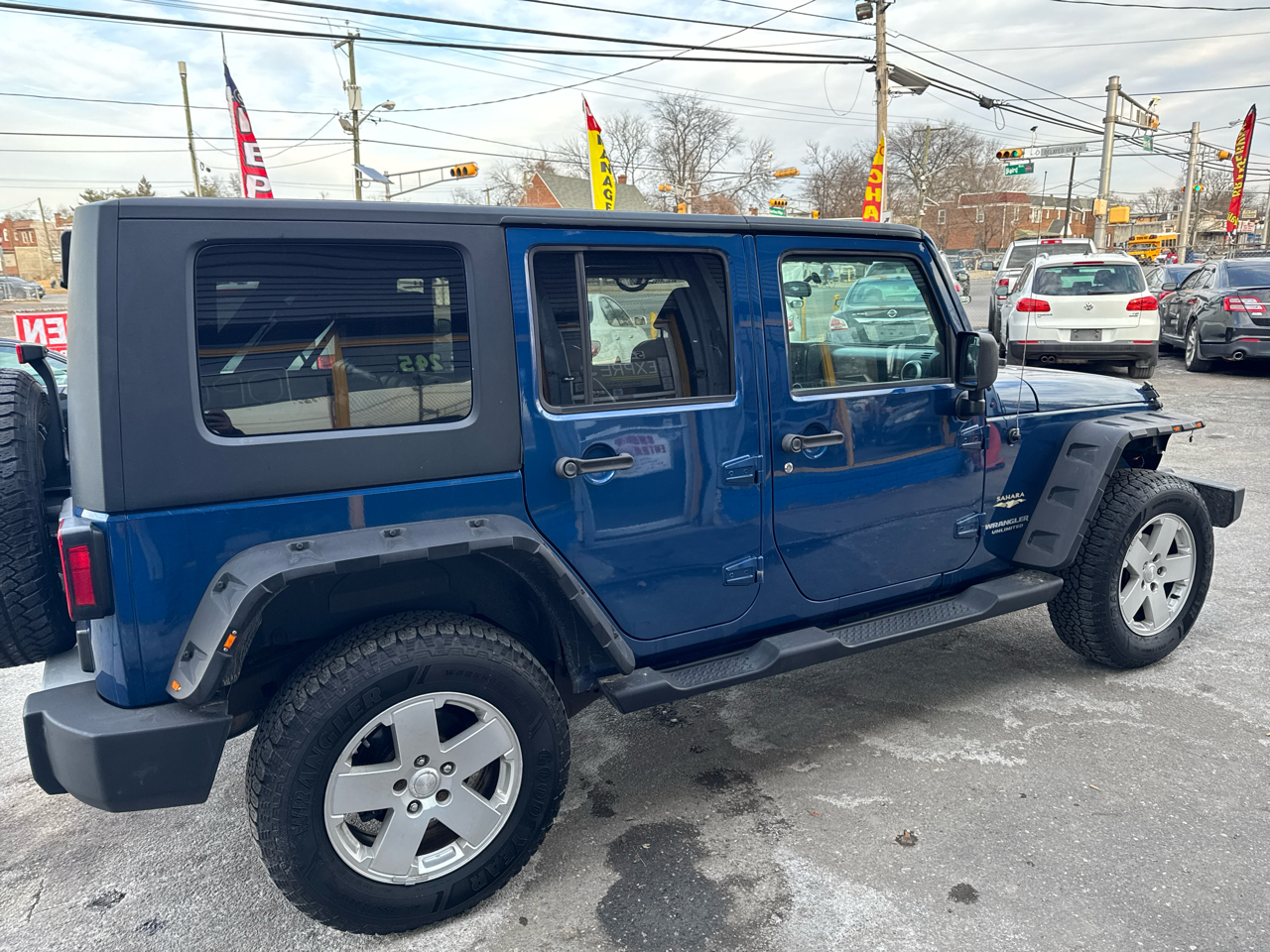 Jeep Wrangler Unlimited Sahara 4WD 2010