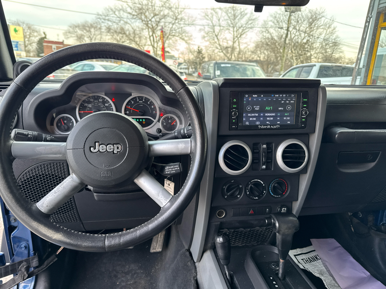 Jeep Wrangler Unlimited Sahara 4WD 2010