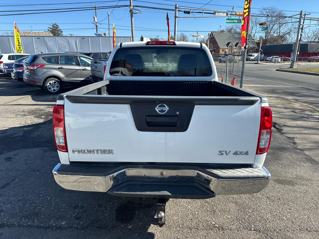 Nissan Frontier SL Crew Cab 4WD 2013