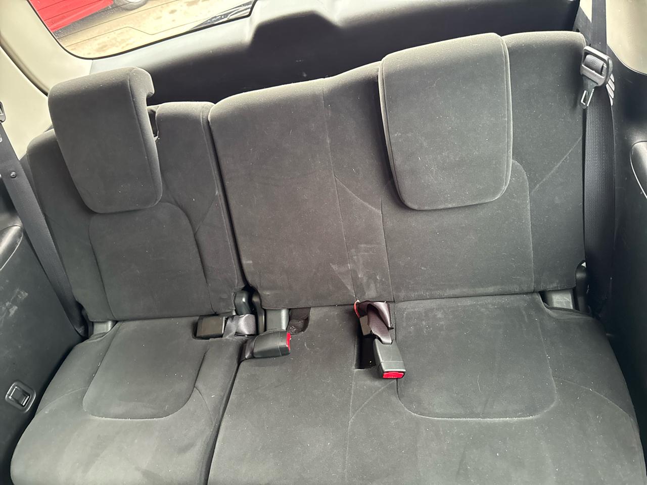 Nissan Armada Platinum AWD 2017