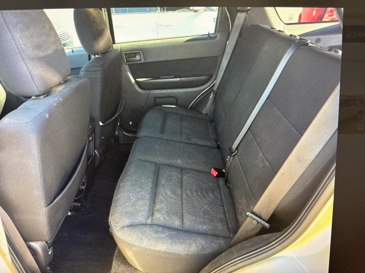 Ford Escape XLT FWD 2010