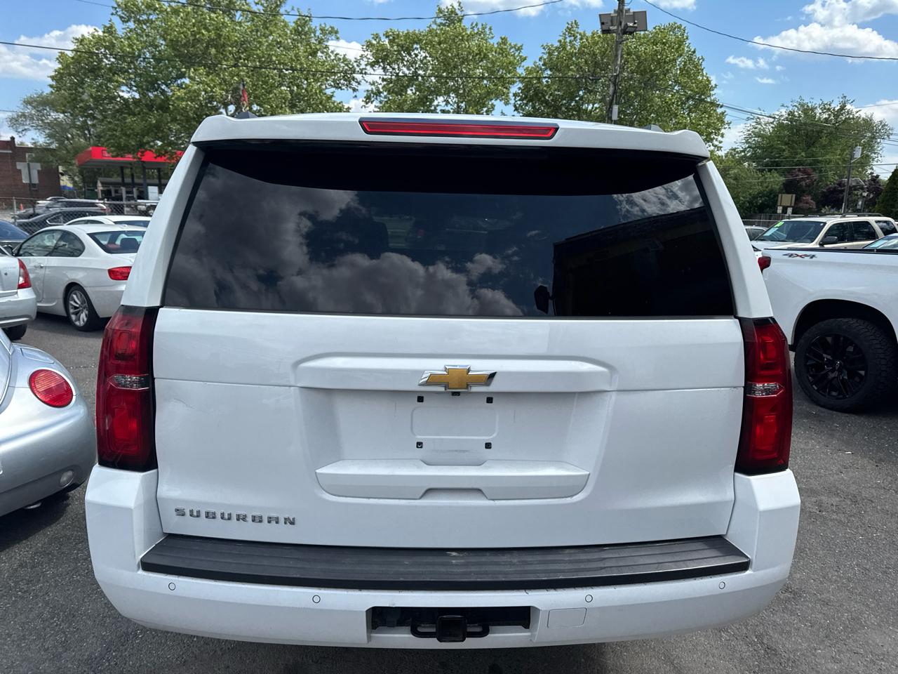 Chevrolet Suburban LT 2WD 2020