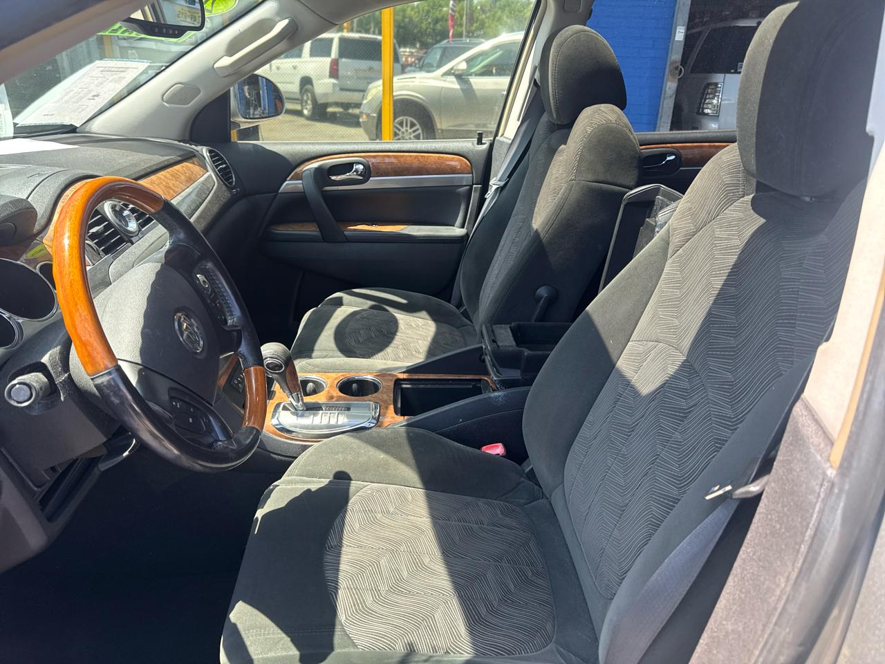 Buick Enclave CX FWD 2008