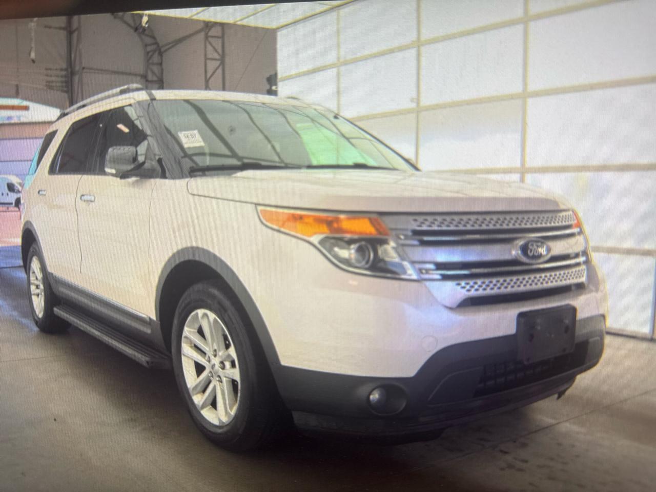 Ford Explorer XLT 4WD 2015