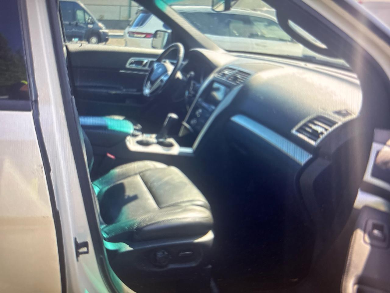 Ford Explorer XLT 4WD 2015