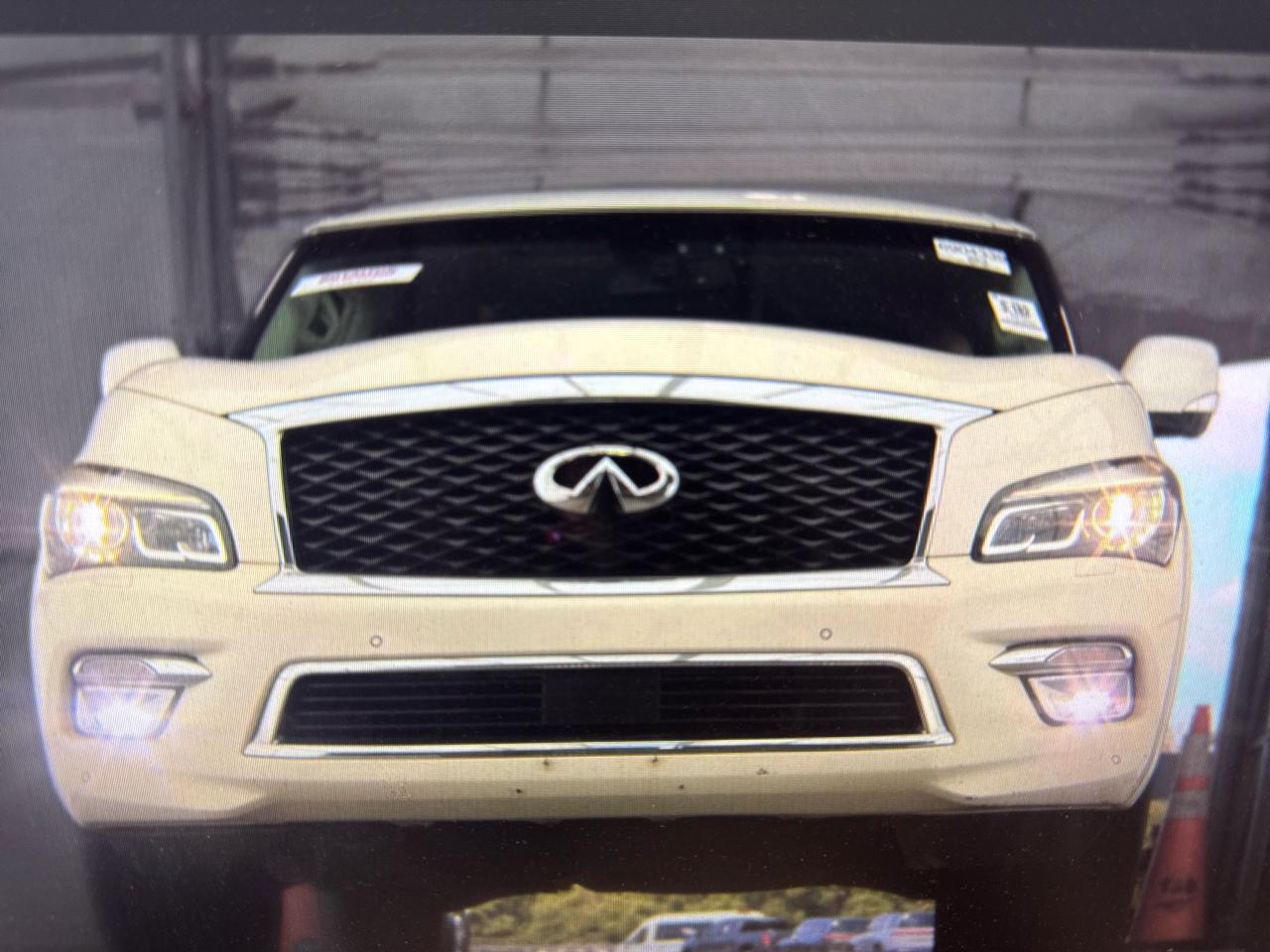 Infiniti QX80 4WD 2016