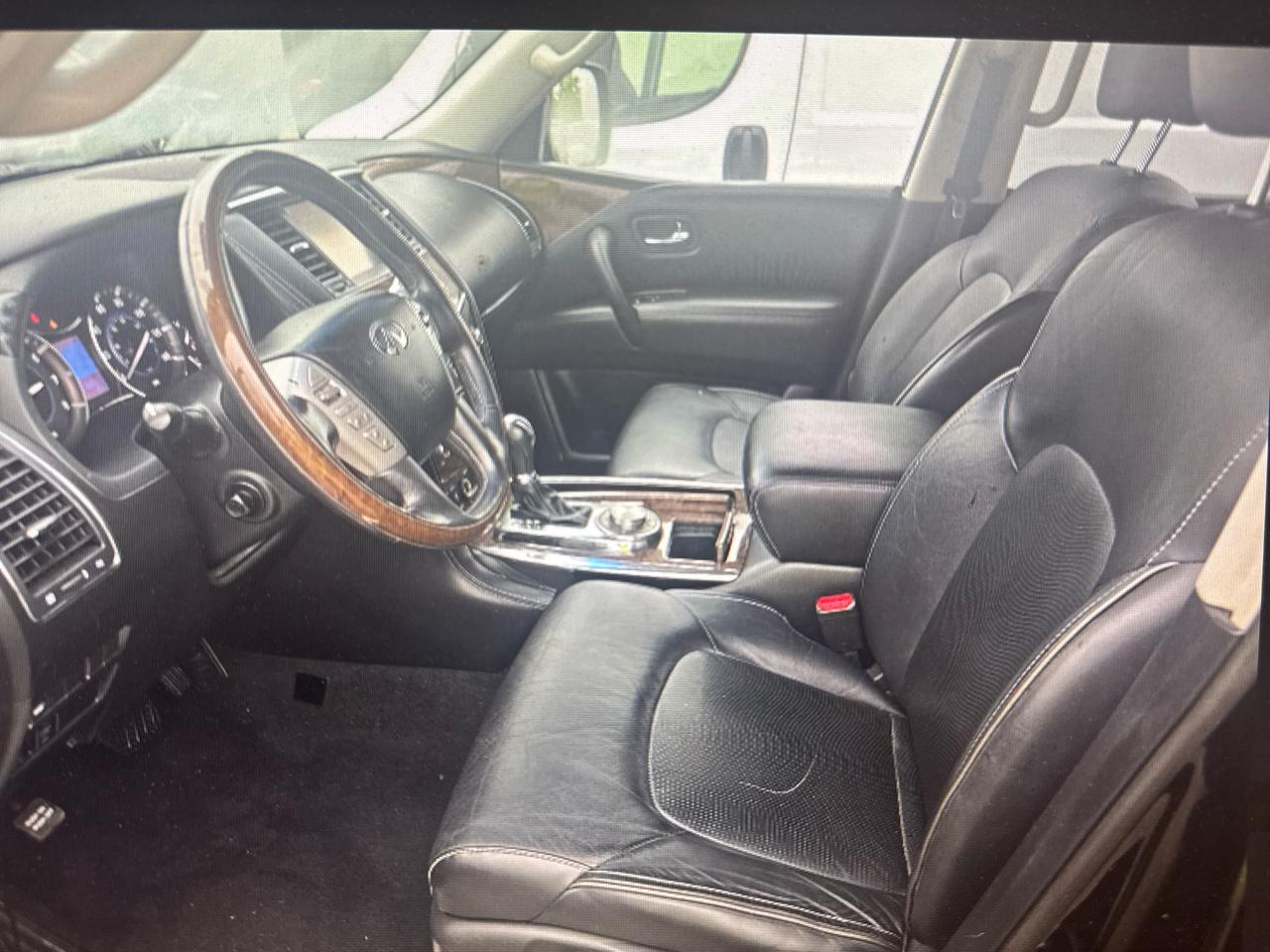 Infiniti QX80 4WD 2015
