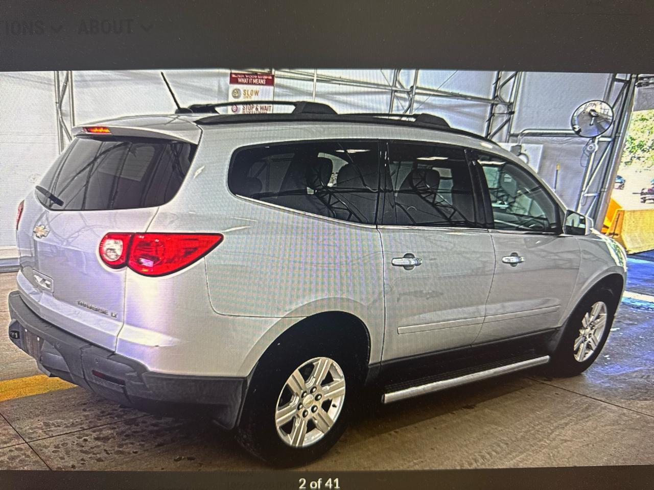 Chevrolet Traverse LT FWD 2011