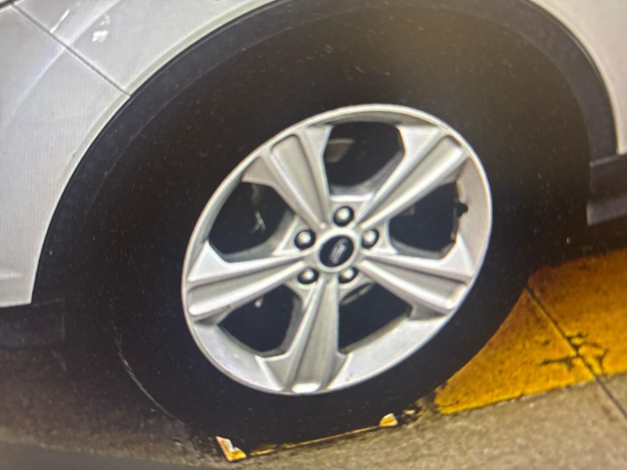 Ford Escape SE FWD 2015