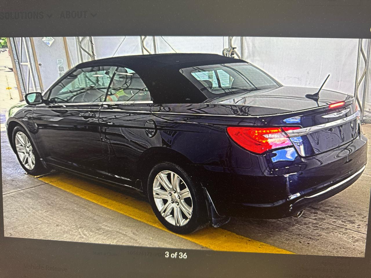 Chrysler 200 Touring Convertible 2011