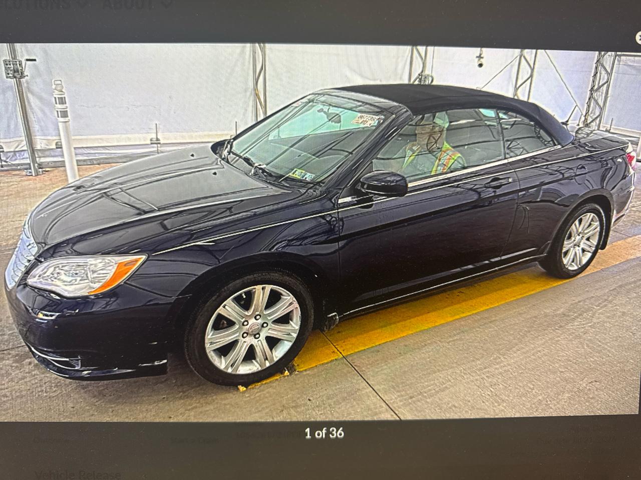 Chrysler 200 Touring Convertible 2011