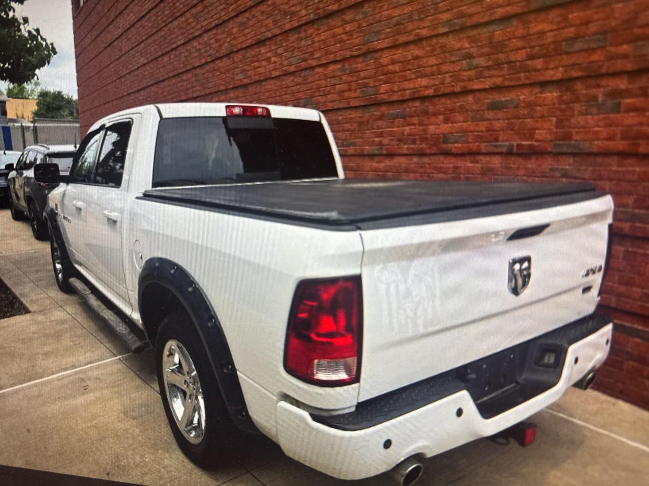 RAM 1500 Sport Crew Cab 4WD 2012