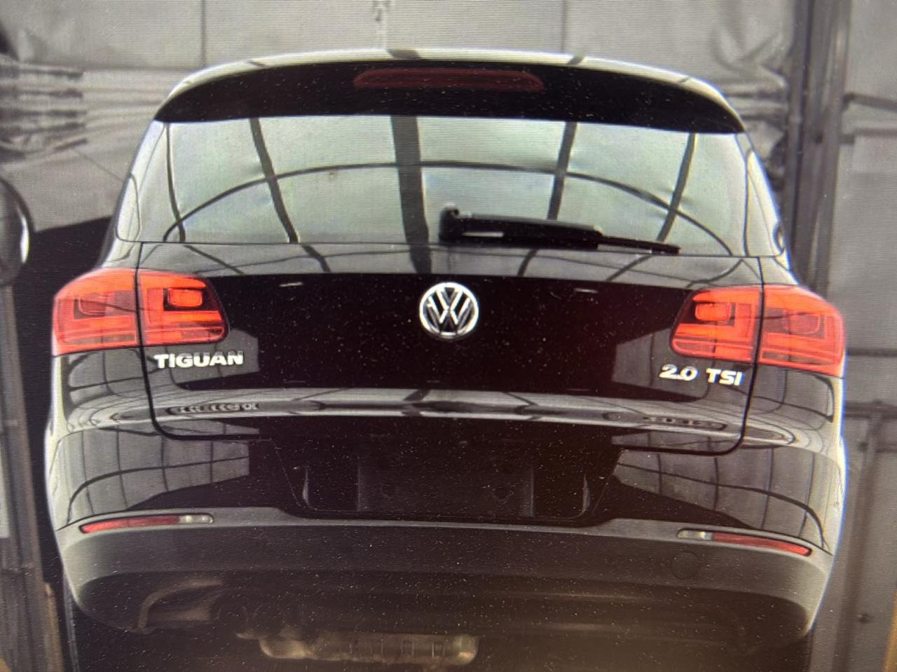 Volkswagen Tiguan S 2012