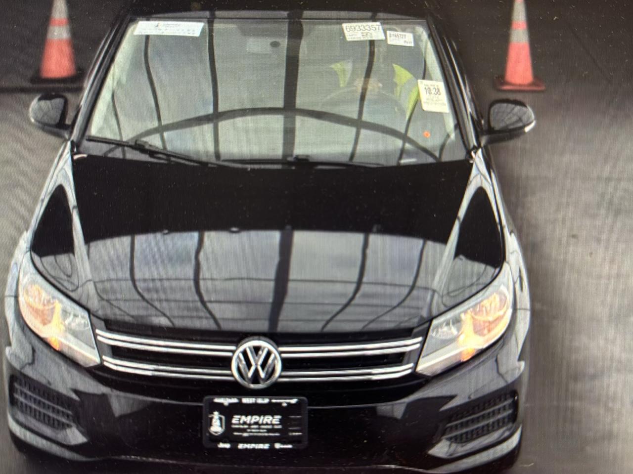 Volkswagen Tiguan S 2012