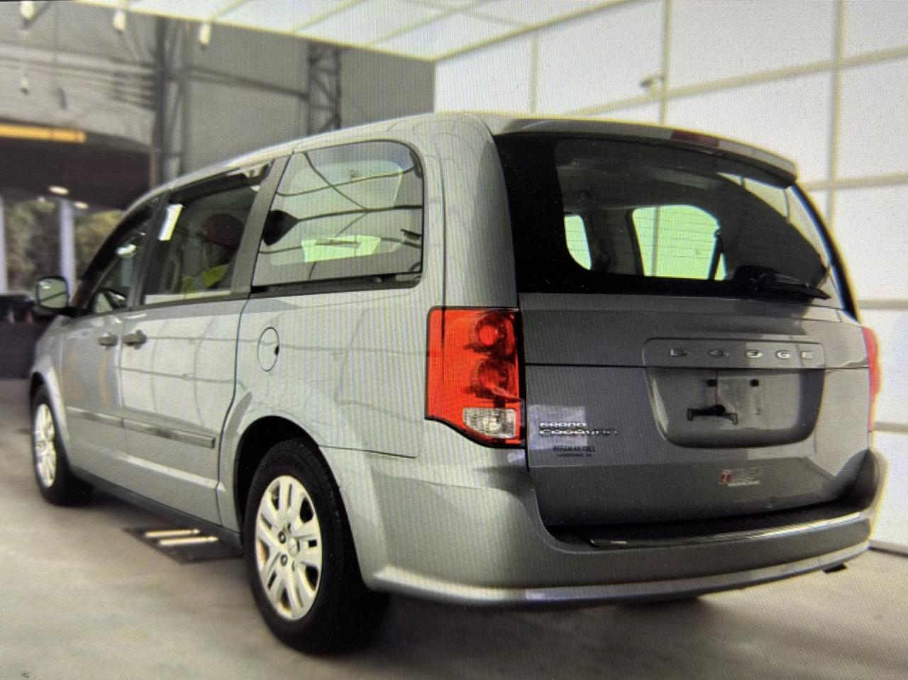 Dodge Grand Caravan SE 2013
