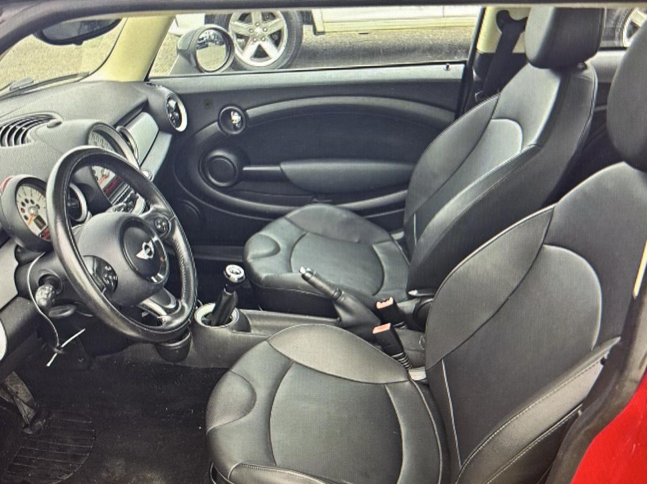 MINI Cooper Base 2012