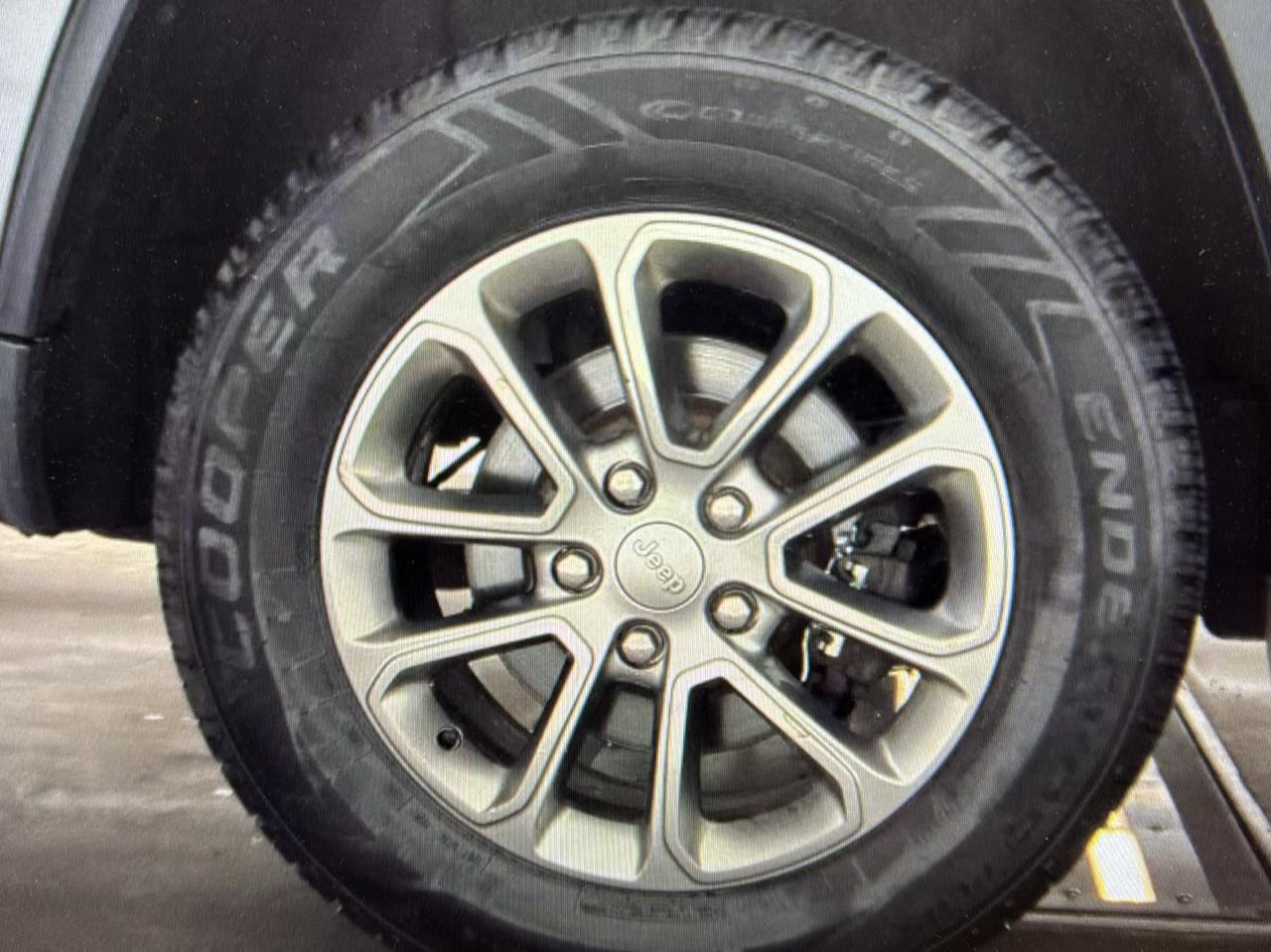Jeep Grand Cherokee Limited 4WD 2015
