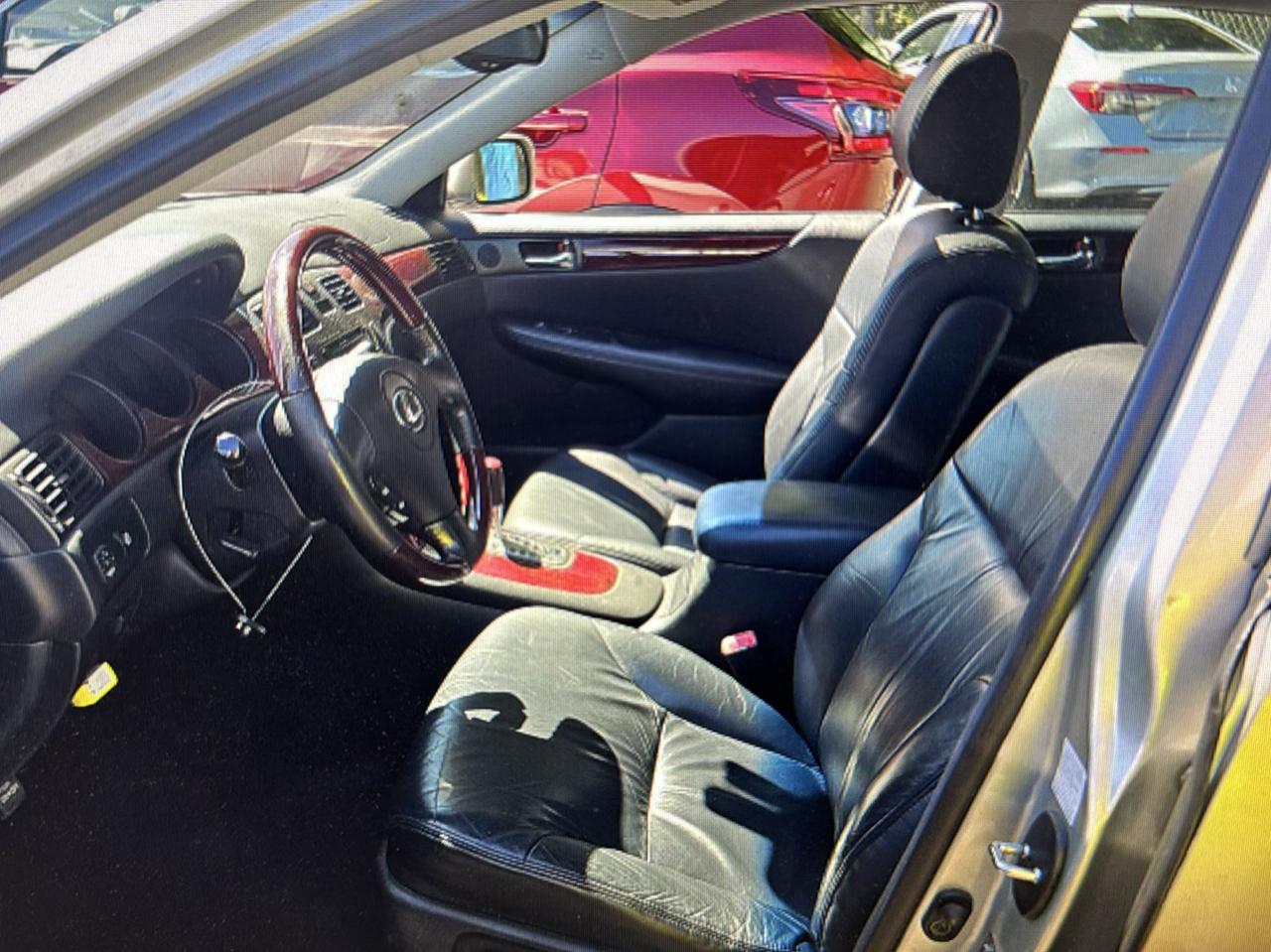 Lexus ES 330 Sedan 2004