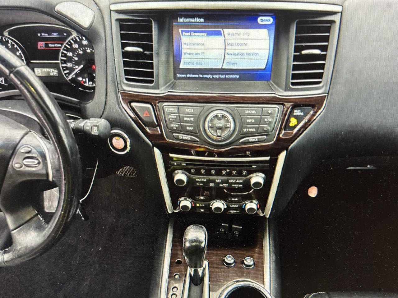 Nissan Pathfinder S 4WD 2014