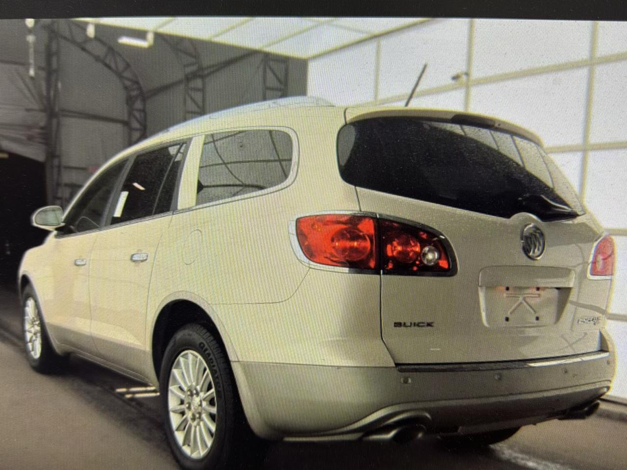 Buick Enclave Leather AWD 2012