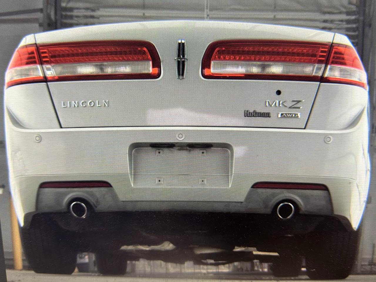 Lincoln MKZ AWD 2010