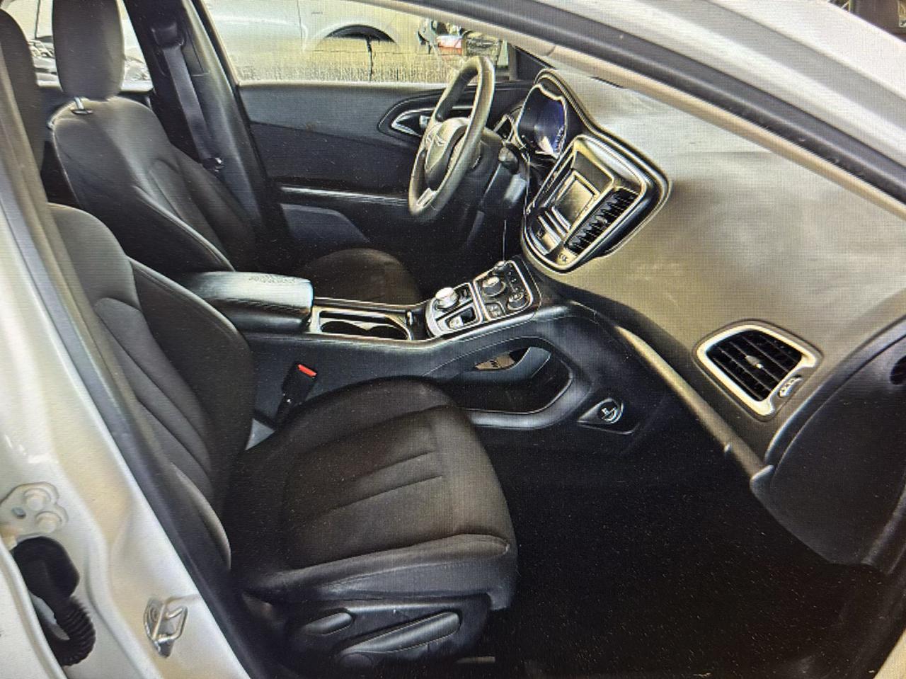 Chrysler 200 Limited 2015