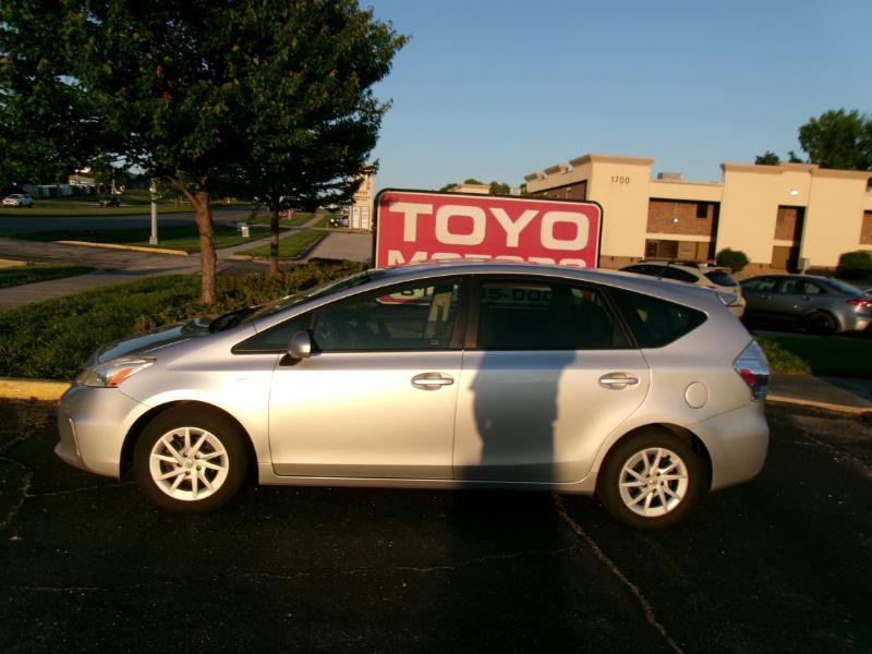 Toyota Prius V Three 2014