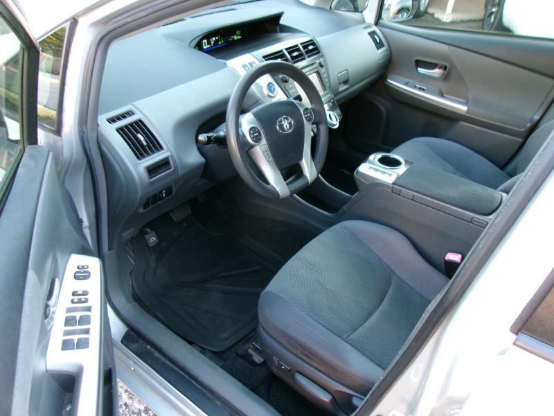 Toyota Prius V Three 2014