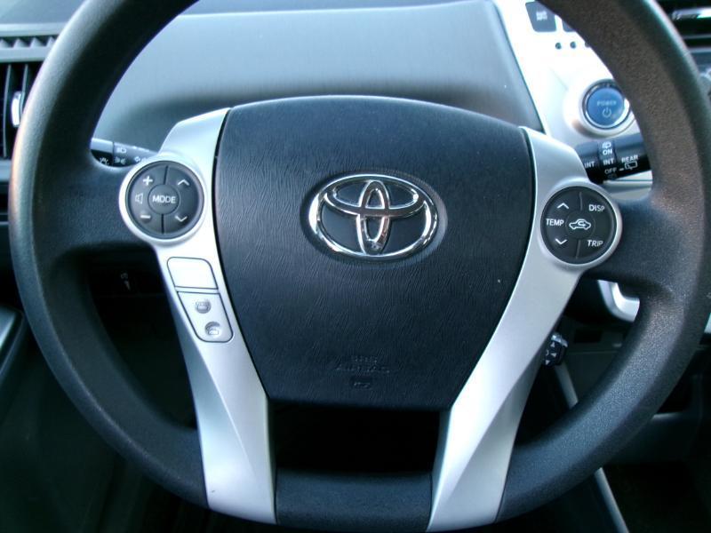 Toyota Prius V Three 2014