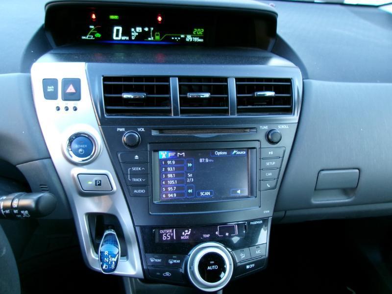 Toyota Prius V Three 2014