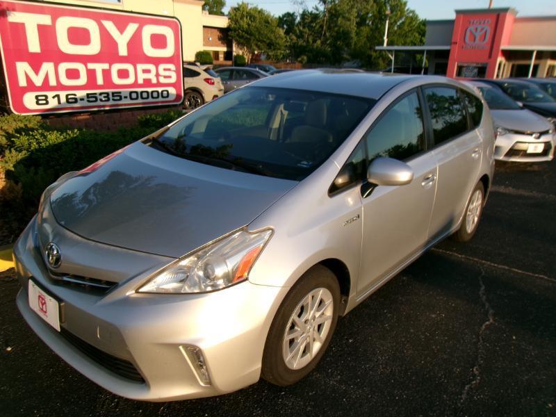 Toyota Prius V Three 2014