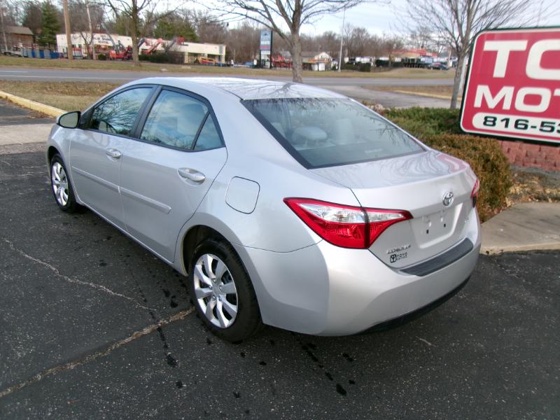 Toyota Corolla LE CVT 2015