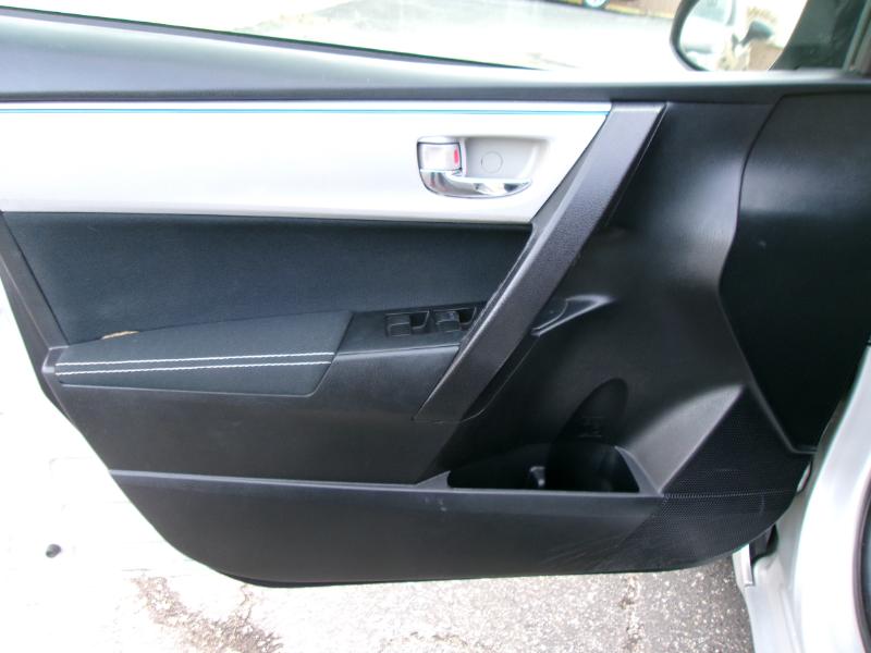 Toyota Corolla LE CVT 2015