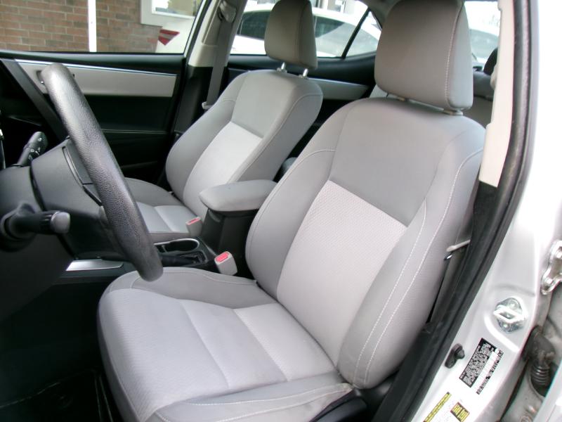 Toyota Corolla LE CVT 2015