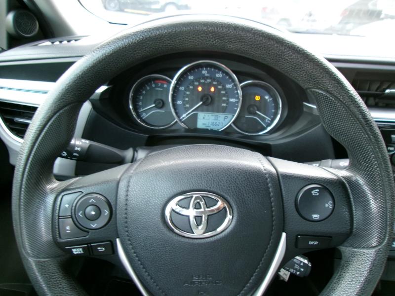 Toyota Corolla LE CVT 2015